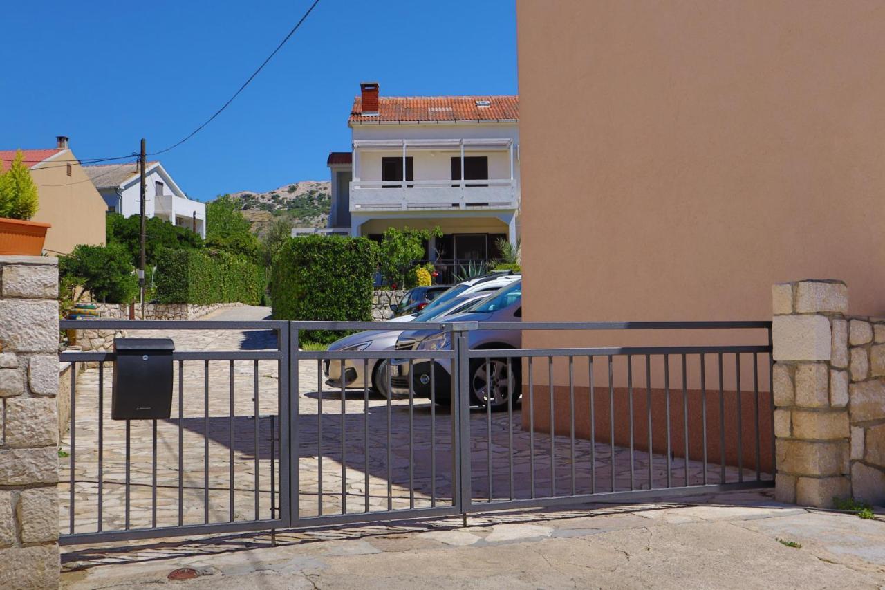 Apartmani Nana Mija Pag Town Eksteriør billede