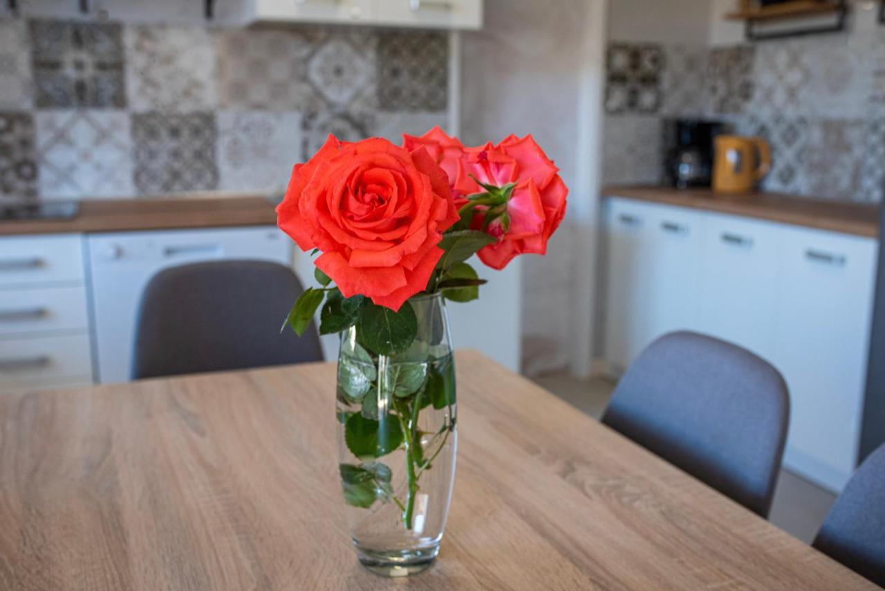 Apartmani Nana Mija Pag Town Eksteriør billede