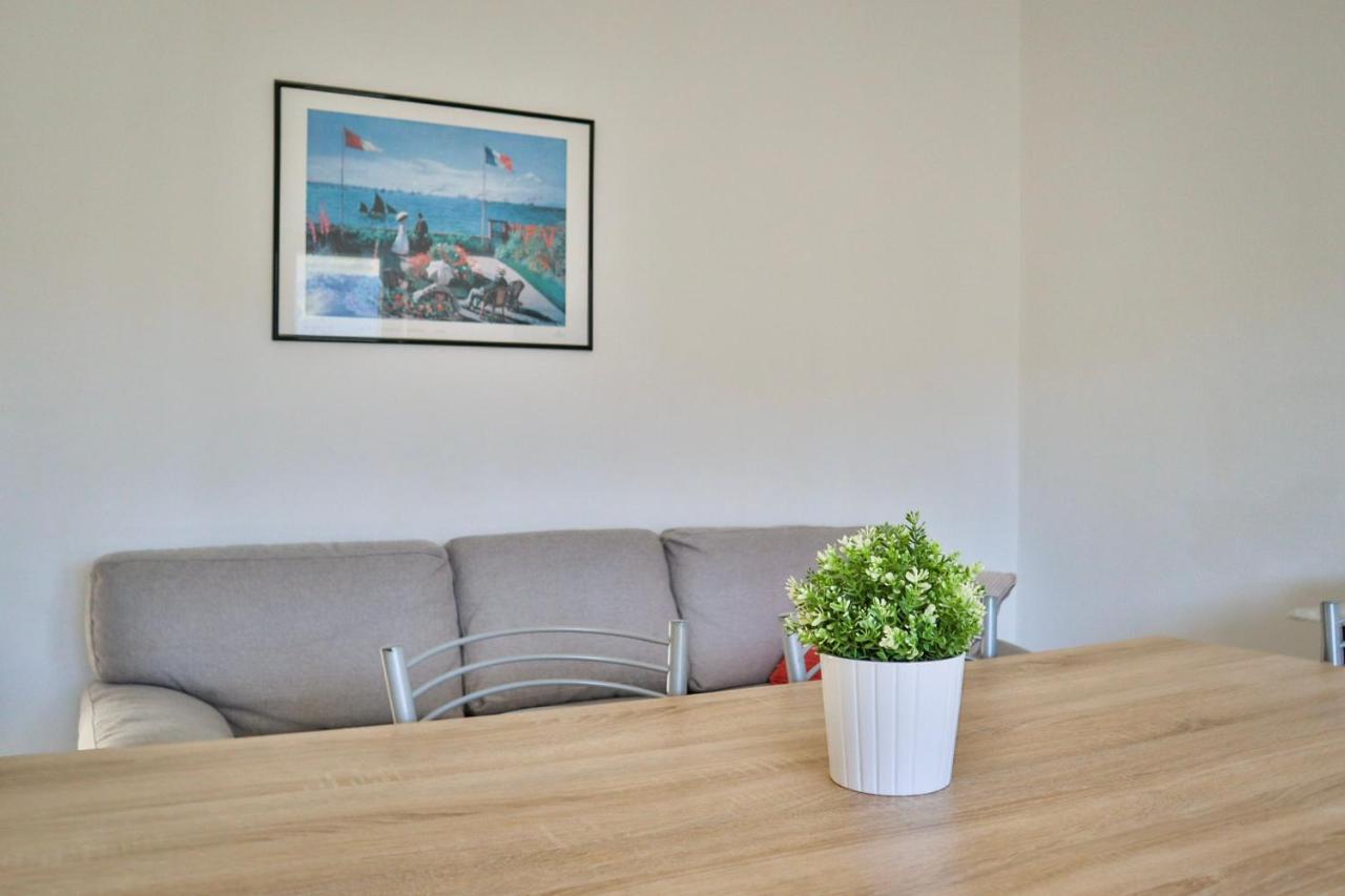 Apartmani Nana Mija Pag Town Eksteriør billede