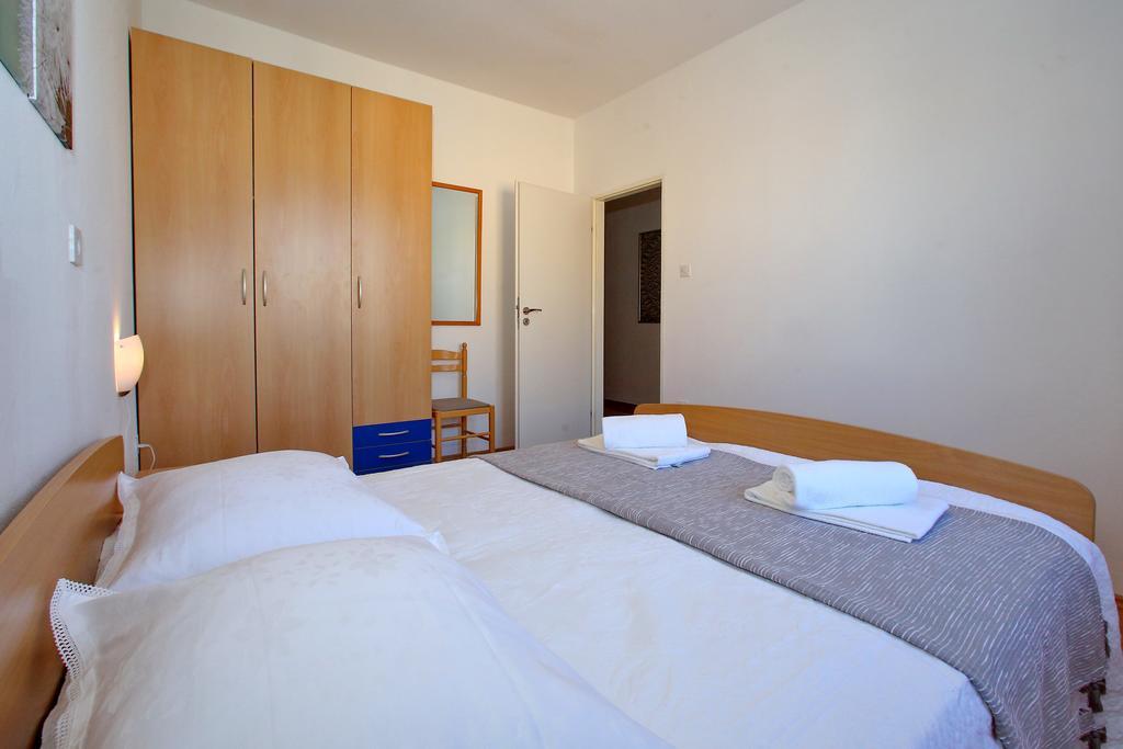 Apartmani Nana Mija Pag Town Eksteriør billede